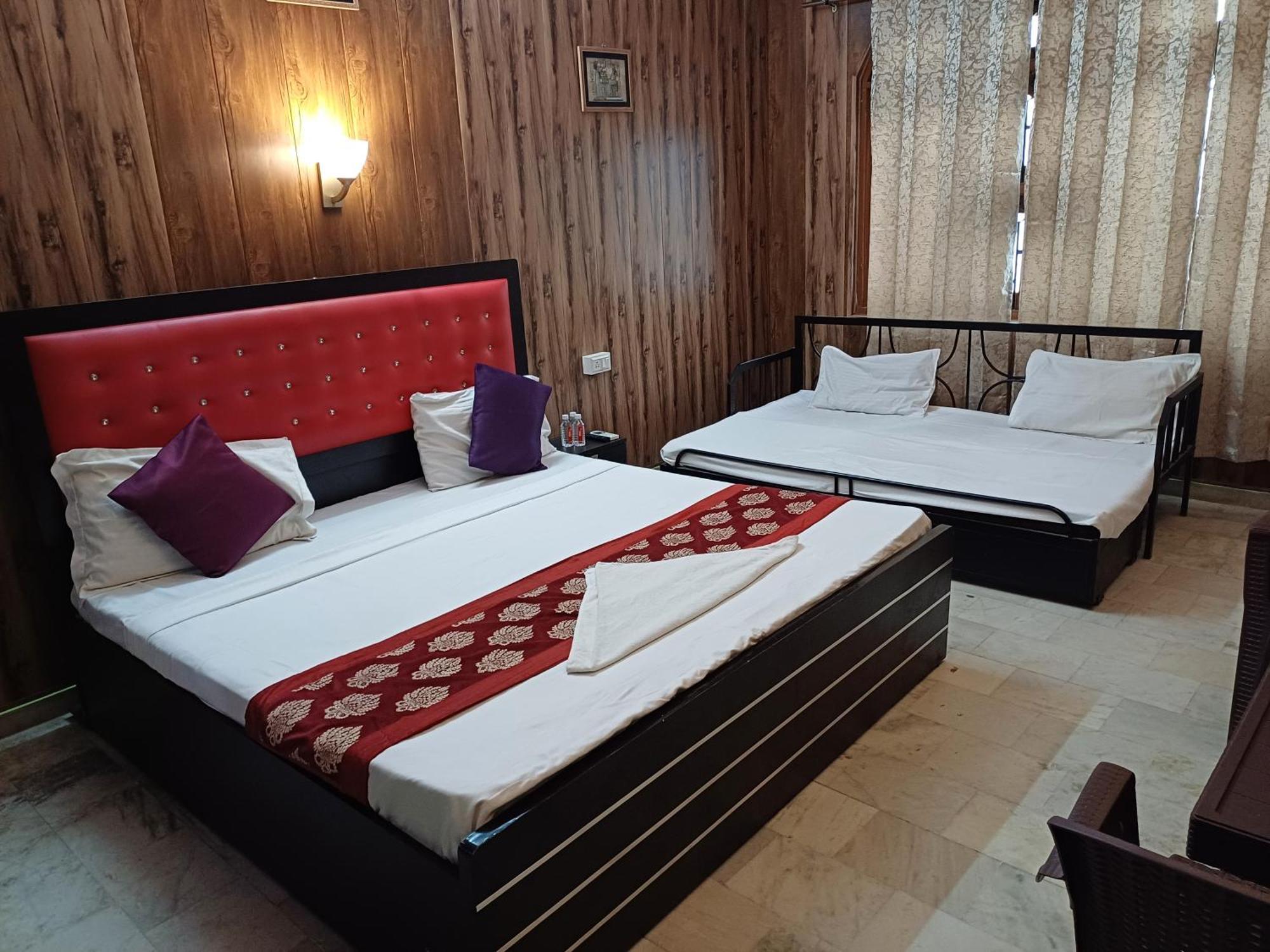 Baba Paying Guest House Varanasi Exterior foto