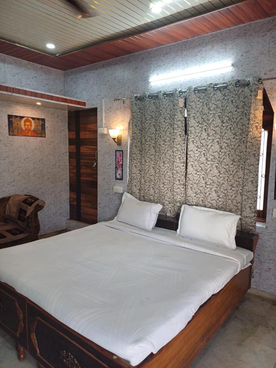 Baba Paying Guest House Varanasi Exterior foto