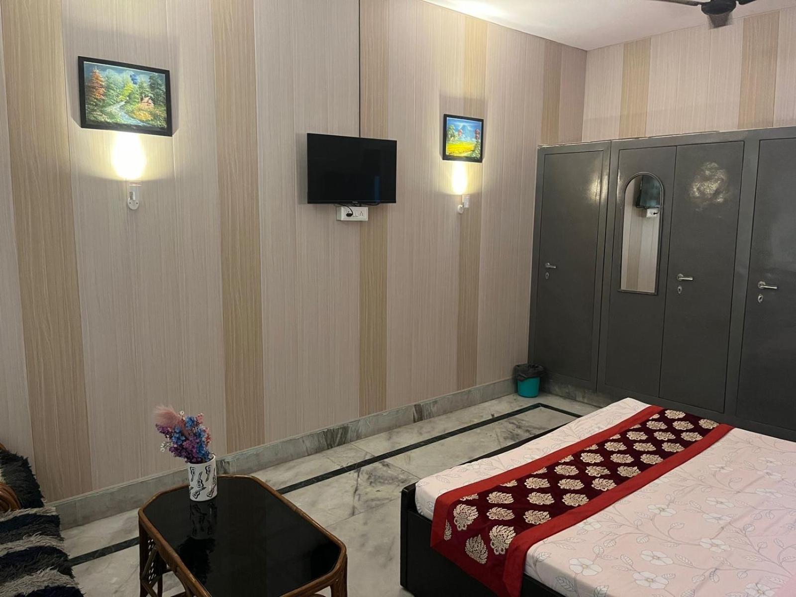 Baba Paying Guest House Varanasi Exterior foto